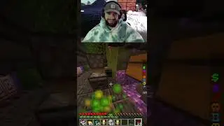 Super Easy 3 Block Redstone Clock on Donut SMP | #frog__wizard on #Twitch