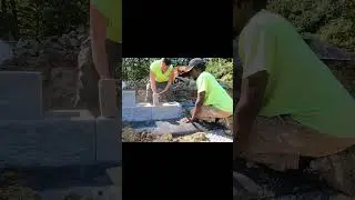 How we build a block seawall  #landscaper #construction #lakeanna  #landscapers