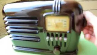 Belmont Art Deco Six Tube Radio Model 635 (1939)