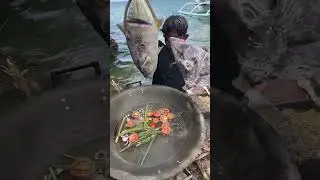 Catching giant fish with bare hands in muddy river #fishing #viral