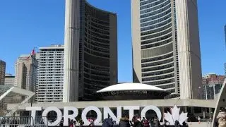 TORONTO: Canada's Largest City - a look around