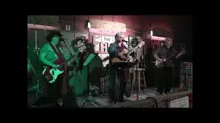 YoMamas Play My Song on the Juke Box, 12 20 2014