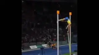 Pole Vault SwingUpRack.com build record breaking hip, core & shoulder  inversion strength and speed!