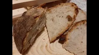 Filone di pane con farina Petra1 e semola