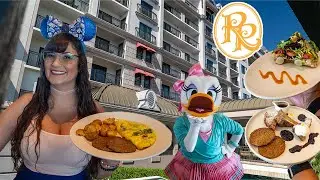 Topolino's character BREAKFAST 🩰 Disney World Riviera food review