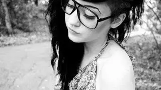 How To Be Scene With Glasses