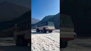 Athabasca Glacier Tour, Columbia Ice Fields