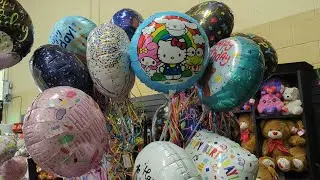 balloons display in HEB for Valentine's and any celebrations #balloons #balloon #balloondecoration