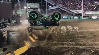 Monster Jam World Finals XVIII Grave Digger 35th Anniversary Encore!