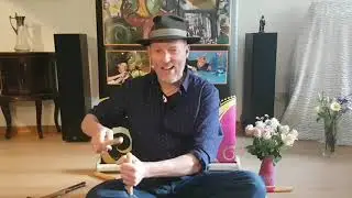 Cattu-Ich schlage einen Nagel ein
