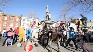 Devizes Harlem Shake with a Horse!! *OUTTAKE*