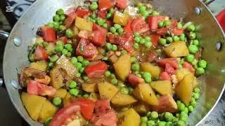 Making vegetables 🤩 AJ Mai bana rahi hu sabziya alu matter bana rahi hu 😍😍🤩🤩