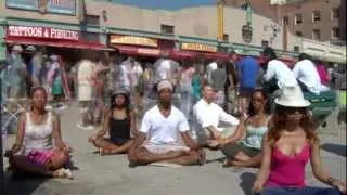 URBAN YOGI~ Yogiji~Venice Boardwalk