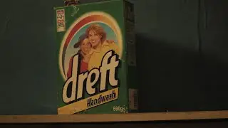 Hands Up Who Wants To Die - Dreft