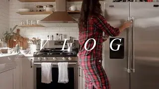 WEEKLY VLOG: Sephora Haul, New Hot Tub, Holiday Parties