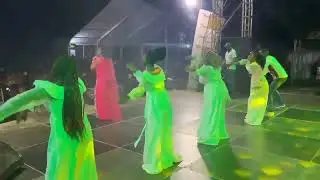 Mum cherop Ministration at Eldoret sports club during pamoja concert.