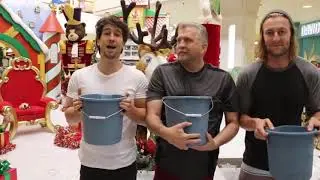 [Grumpy Cat Worst Christmas Ever] Grumpy Cat's Ice Bucket Challenge