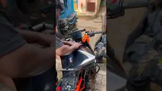 ⁠@DreamBikersss KTM duke black ppf installation #bikeaccessories #painting
