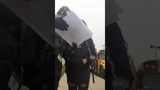 naik Bus Kuning ketika pulang sekolah// SMA di Amerika