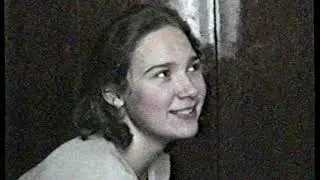 1997 год   Огонек 10 кл 406 гимназии Пушкинского р на СПб руководит Я А  Михайлова