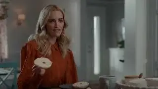 Ginny&Georgia's fight about Ginny not eating causes Georgia to throw it all away GINNY&GEORGIA S2E2