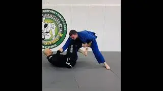 Using the De La Riva to Setup a Simple Sweep by Greg Hamilton BJJ ⬛️⬜️🟥⬛️ www.GregHamiltonBJJ.com