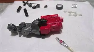 How I hold small parts when painting  ( model car )