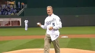 WS2014 Gm2: Brett throws first pitch to Wathan