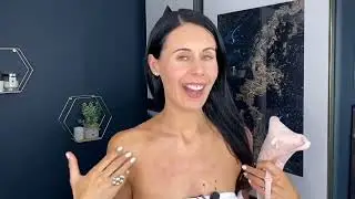 Face Yoga Expert about Sleep&Glow pillow bra | Tips to reduce wrinkles on your chest