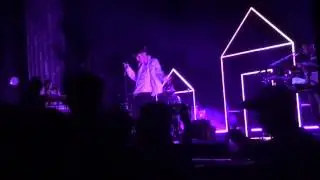 Blue Neighborhood Tour-SUBURBIA- 3/10/16