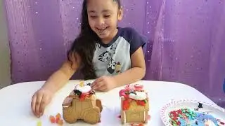 ✅Gingerbread House Decorating⭐