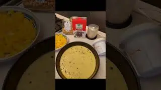In cucina con amore: torta pesche, amaretti e gocce di cioccolato!