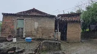 Chuva quase tira o telhado foi de da medo no interior do nordeste ⛈️ 03/08/2025