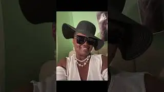 Plus Model/Modeling Floppy Hat