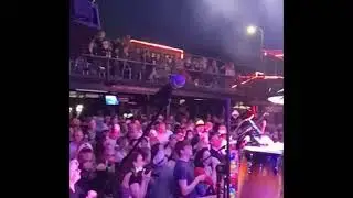 The Yachties Cover &ldquo;September&rdquo; by Earth, Wind & Fire (Live Disco Jam!)