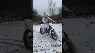 Хотите покататься на мотоцикле по снегу? ❄️