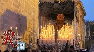 Salida de Catedral de la Esperanza Coronada. Jerez 2017.