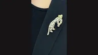 Panther Sapphire Diamond Emerald 18K Gold Cat Brooch - 1233504