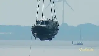 Emden damaged ship salvation heavy lift floating crane TRITON Havarist Bergung Schwimmkran