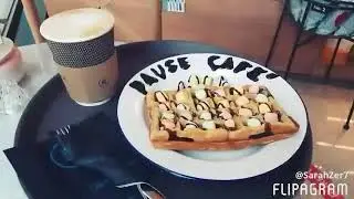 Banana Split Pause Cafe