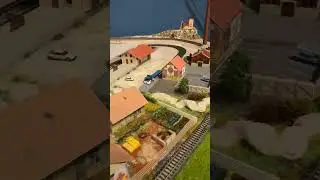 Train Z 2 #azar #modeltrains #rokuhan #z