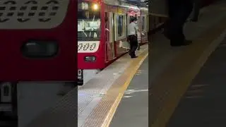 Kind Japan Train to the disabled person #japan #tokyo  #train  #handicap #disabled #specialneeds