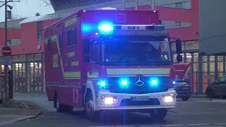 (GROßBRAND in DORTMUND) ELW2 , FF , BF & Rettungsdienst im GRÖßEINSATZ nach BRAND3 DACHSTUHLBRAND