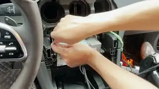 Mercedes-Benz NTG6.0 system installs wireless apple carplay/Android Auto module