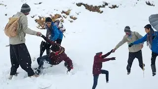 Ali Asghar and Ali Akbar saved from heavy snow ❄️🤝 | Dad goes to help Camden boys in snowstorm❄️🥶🥶