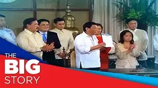 Pres. Duterte signs National ID System into law