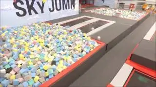 Sky Jump פארק טרמפולינות