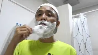 [Shaving]: Simple vintage TTO razor shave