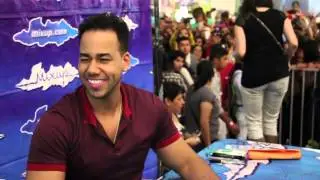 Romeo Santos en firma de autógrafos - Mixup Ecatepec y Mixup Cuicuilco