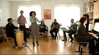 Robby Schouten van Leu foi Kas op bezoek bij Ola Caribense